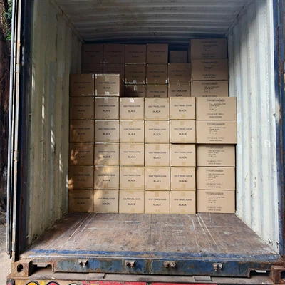 LEGEND TIMES dostarcza dziś 2000 skrzynek podróżnych do golfa